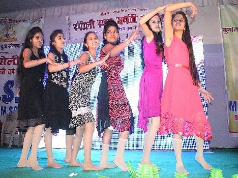 The presentation was adorable children