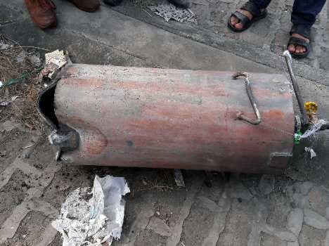 cylinder blast in pathankot during filling gas in balloons