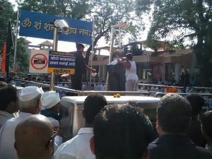 Social workers files public interest litigation for women entry in Shani Shingnapur