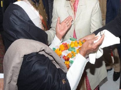 widow of freedom fighter closest of netaji bose's deny to take reward