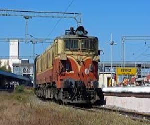 EMU will begin in February between Ghaziabad-Moradabad.