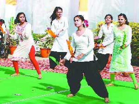 Cultural program derived from the morning ferry