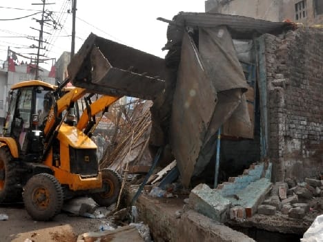 enchroachment removal in mathura