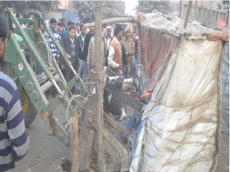 Remove encroachments from Shikohabad road