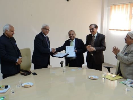 now vetenary student will research on herbal medicine