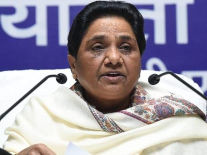 mayawati attacks on BJP over farmer suicide comment.
