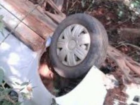 LIC officer killed in car accident at hamirpur.