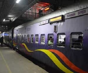 Railway Plans Mahamana Type Trains will Extend