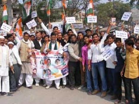 Out processions in the city Youth Congress