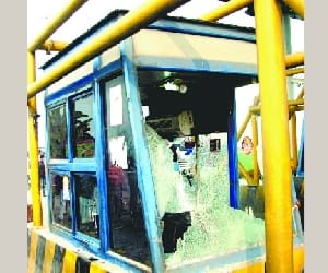 toll executive beaten in gurgaon 