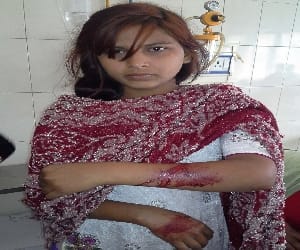 Murder of the deceased home In the assault, three injured