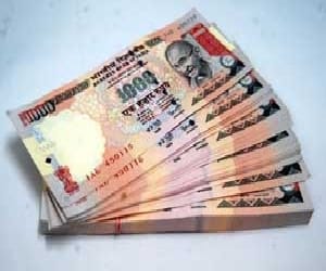 in fraud one arrest