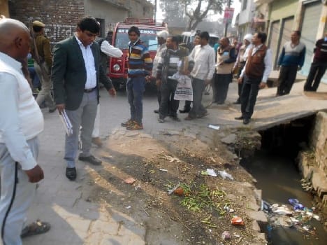 The municipality's roads crumble in half year