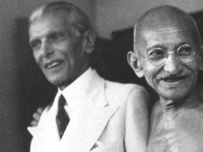 mahatma gandhi was arreted at palwal station for the first time