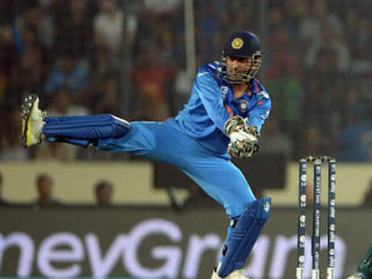 MS Dhoni Creates A new World Record for most stumping