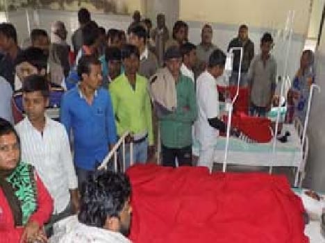 Three killed in road accidents , injuring nine people