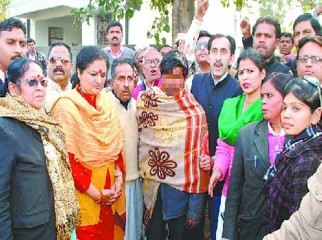 Lucknow rang evils work, raised three boys
