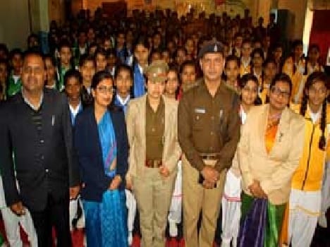 " Why do not the police uncle Auto Fare '