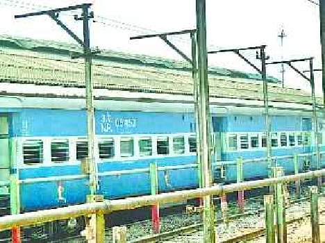 Nine coaches of the passenger train running empty