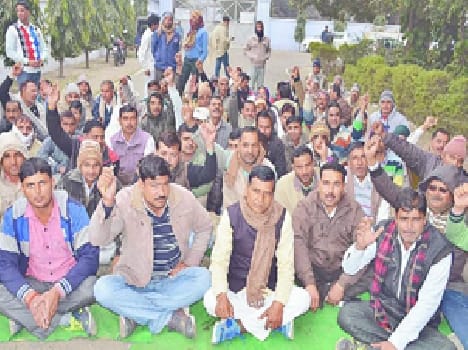 Strike over, get on Malakpur mill