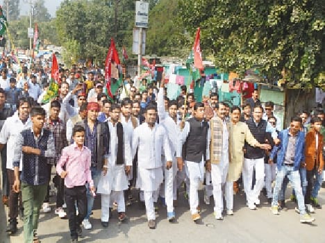 BJP false, the public show