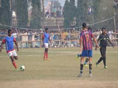 Mau defeated Burdwan in a thrilling tie