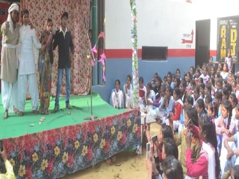 To showcase the talents of the students rewarded