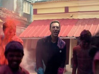 Coldplay video becomes hot social media topic