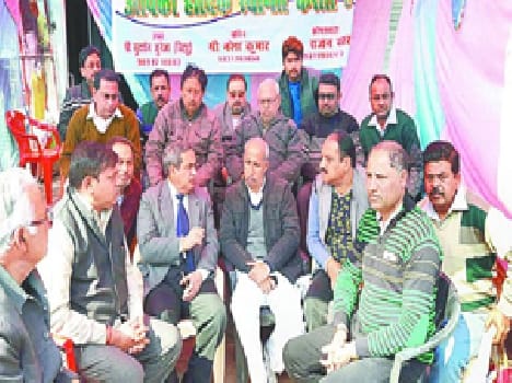 Staging a sit merchant's health deteriorates