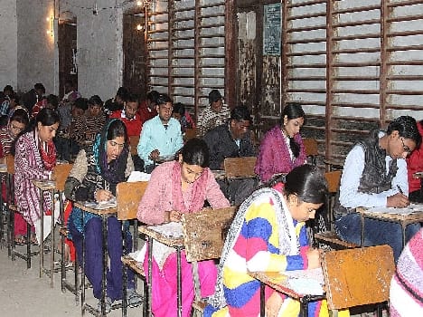 7837 condidates gave the TET exam
