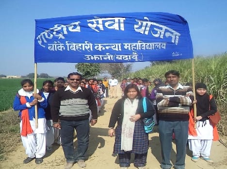 student gave the message to save the girls 