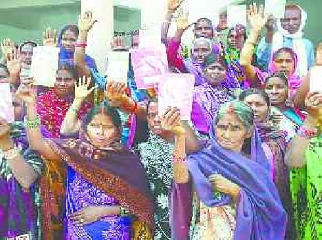 Villagers protested against Kotedar