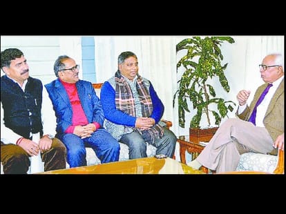 Mehbooba meat with nn vohra