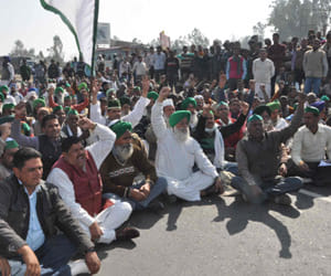 politics to get the support of farmers