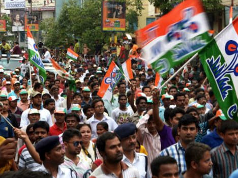 Who will get support of Congress in WB?