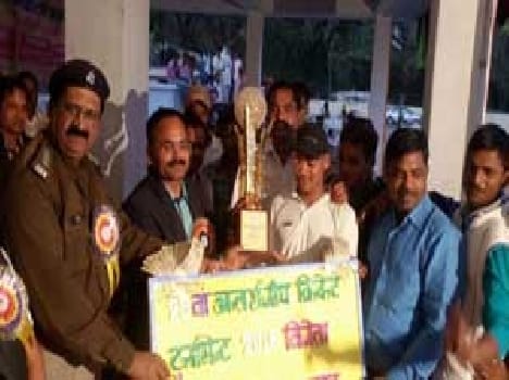 Mughasari beat varanasi in cricket