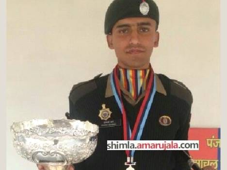 ojasvi sharma win all india best ncc cadet gold madel.