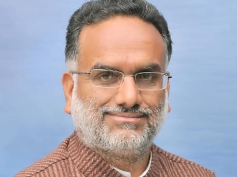 aap did not accepted rajan sushant resignation.