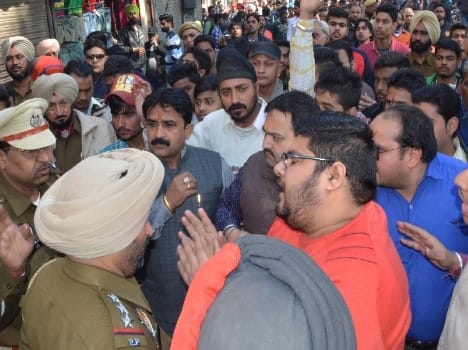 shiv, sainik, protest, market, close