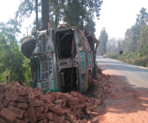 road accident in haridwar bypass.