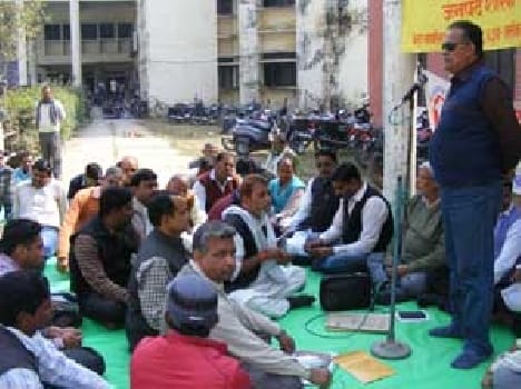 The diploma engineers warn of indefinite dharna