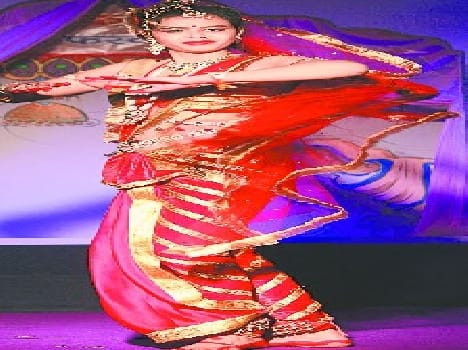 Sahu Swaroop show music, painting and fashion combine