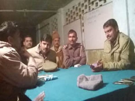SP leader beat to daroga in badhalganj