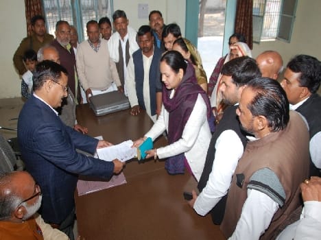SP with the uncontested Fateh Garh, three Rann
