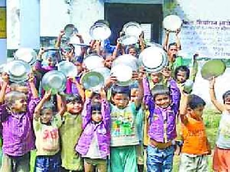 11 schools from five months in mid-day meal at a standstill