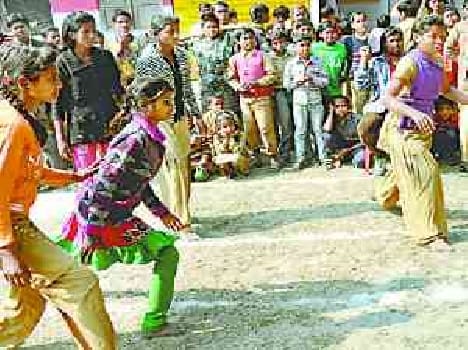 Puja and Pradip first in race