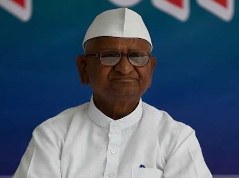 Man attempts suicide inside Anna Hazare's office