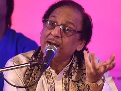ghulam ali comes to perform in lucknow mahotsav