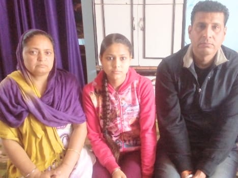 himachal board topper sonika heart touching story.