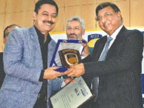 amar ujala got amity media award in noida